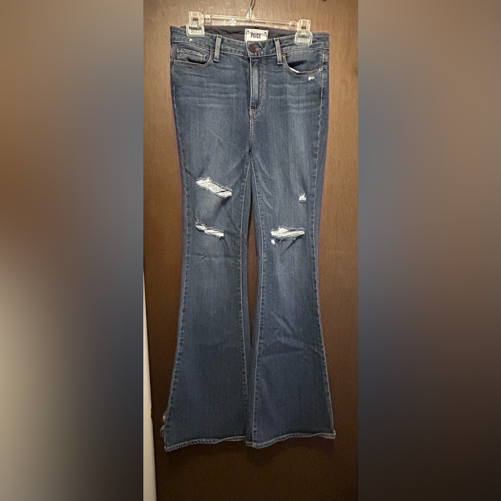 PAIGE Women’s light Blue Distressed trendy Flare Jeans 28 waist-US 6 women